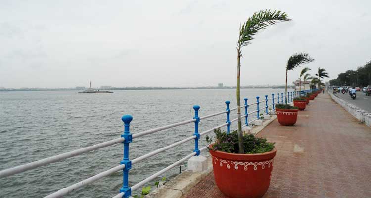 Places to Visit Hyderabad Tank Bund